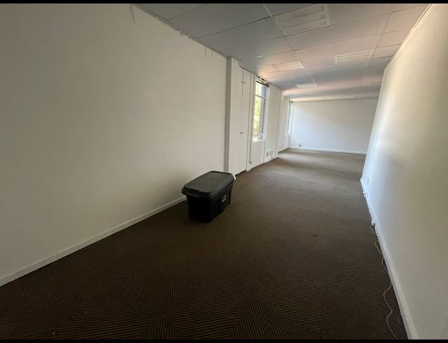 180M² OFFICE TO LET IN ROSEBANK